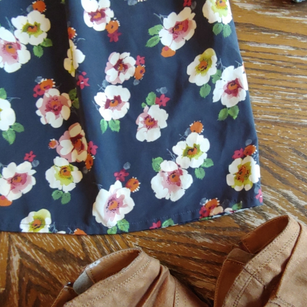American Eagle Strapless Floral Flowy Corset Dress - Picture 5 of 8